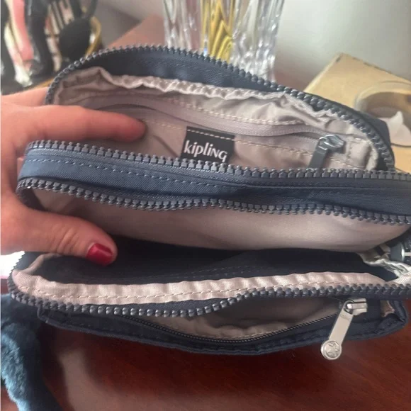 Black Crossbody Bag - Picture 7 of 8